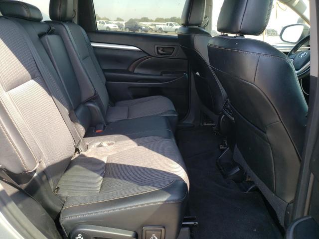 Photo 6 from auction – 2017 TOYOTA HIGHLANDER with VIN 5TDZZRFH4HS198864