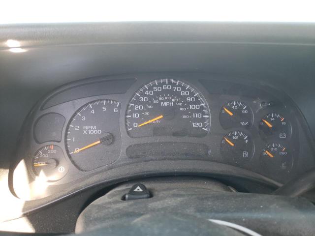 Photo 8 from auction – 2004 CHEVROLET SILVERADO with VIN 1GCHK29UX4E285555