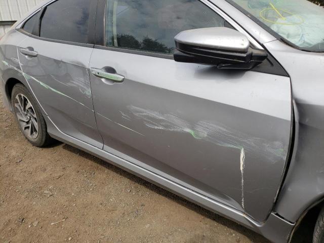 Photo 9 from auction – 2017 HONDA CIVIC EX with VIN 19XFC2F7XHE232772