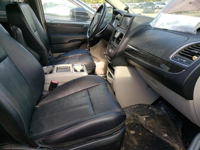 Photo 5 from auction – 2015 CHRYSLER TOWN & COU with VIN 2C4RC1BG3FR539564