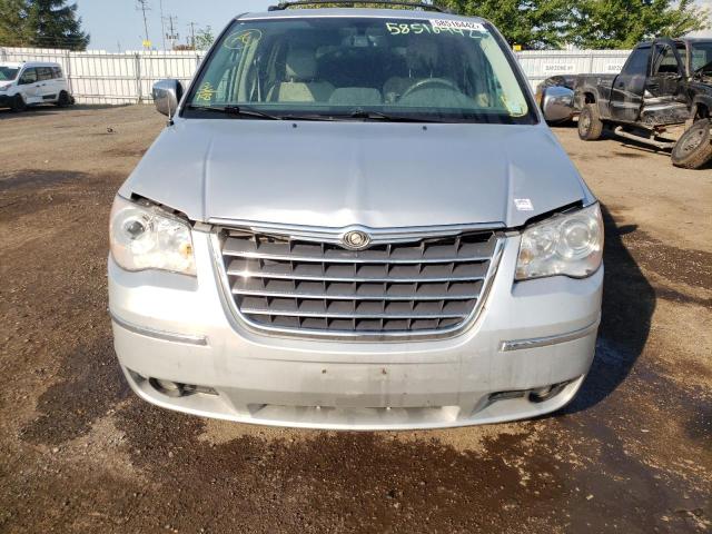 Photo 9 from auction – 2010 CHRYSLER TOWN & COU with VIN 2A4RR6DX7AR133251