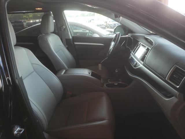Photo 5 from auction – 2019 TOYOTA HIGHLANDER with VIN 5TDKZRFH3KS567061