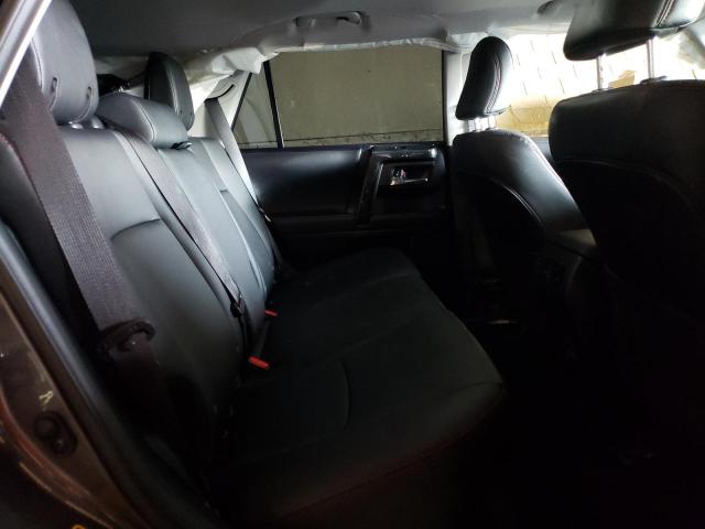 Photo 6 from auction – 2022 TOYOTA 4RUNNER SR with VIN JTERU5JR4N6058649
