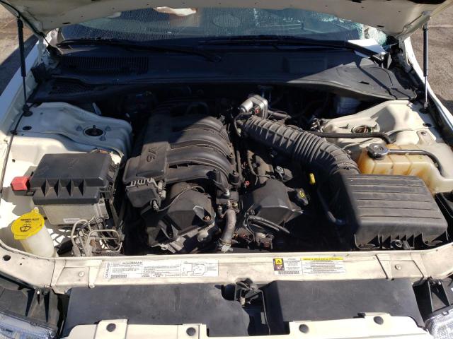 Photo 7 from auction – 2006 CHRYSLER 300 with VIN 2C3KA43R86H526599