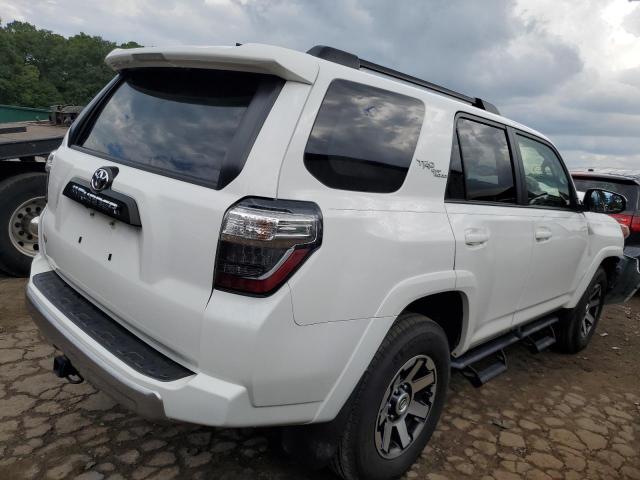 Photo 4 from auction – 2019 TOYOTA 4RUNNER SR with VIN JTEBU5JR8K5733423