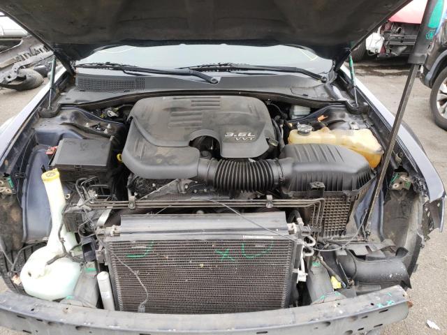 Photo 7 from auction – 2011 CHRYSLER 300 LIMITE with VIN 2C3CA5CG4BH546321
