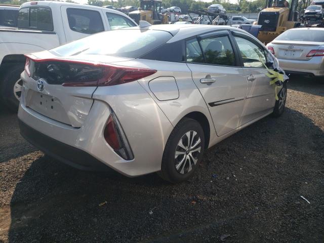 Photo 4 from auction – 2022 TOYOTA PRIUS PRIM with VIN JTDKAMFP0N3208905