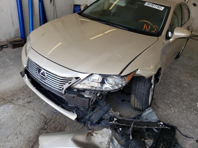Photo 9 from auction – 2013 LEXUS ES 300H with VIN JTHBW1GG4D2005582