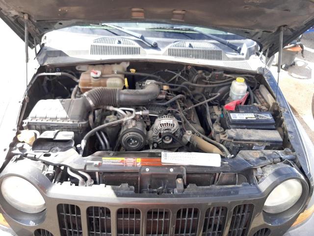 Photo 7 from auction – 2006 JEEP LIBERTY SP with VIN 1J4GL48K76W241329