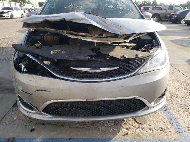 Photo 9 from auction – 2017 CHRYSLER PACIFICA T with VIN 2C4RC1BG5HR741423