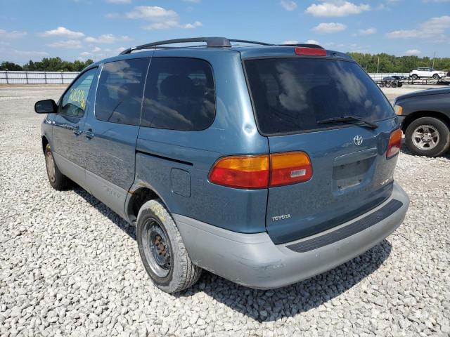 Photo 3 from auction – 2000 TOYOTA SIENNA LE with VIN 4T3ZF13C5YU287635