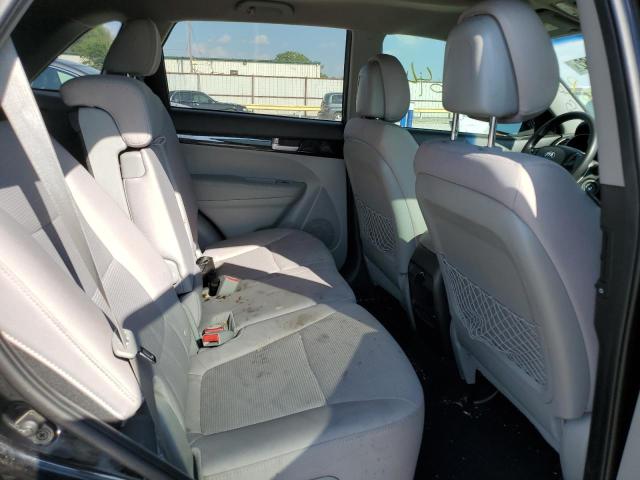 Photo 6 from auction – 2015 KIA SORENTO LX with VIN 5XYKT3A67FG580127