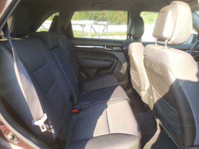 Photo 6 from auction – 2011 KIA SORENTO BA with VIN 5XYKTDA16BG032480