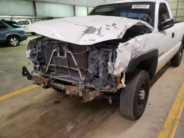 Photo 9 from auction – 2006 CHEVROLET SILVERADO with VIN 1GCHC24UX6E255589
