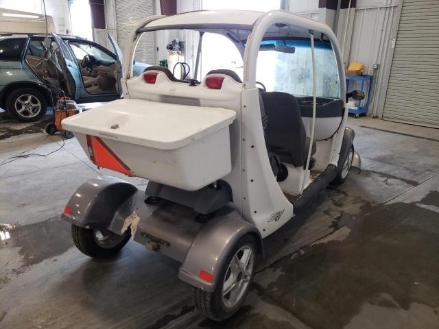 Photo 4 from auction – 2000 GEM GOLF CART with VIN 5ASAG4741YF011223