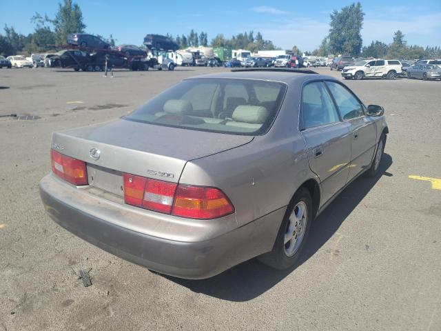 Zdjęcie 4 z aukcji – 1998 LEXUS ES 300 z VIN JT8BF28G3W0132391