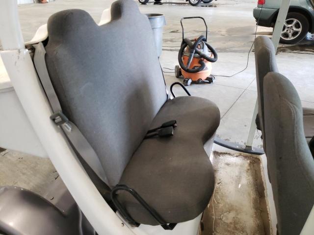 Photo 6 from auction – 2000 GEM GOLF CART with VIN 5ASAG4741YF011223