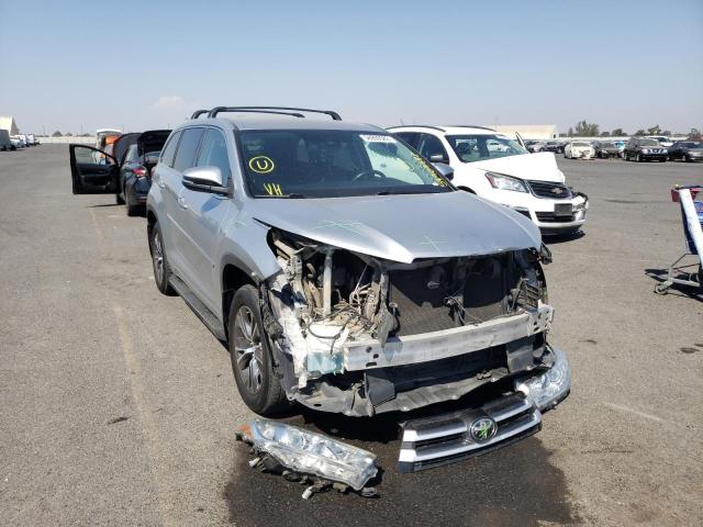 TOYOTA HIGHLANDER 2017 with VIN 5TDZZRFH4HS198864 - Photo from auction