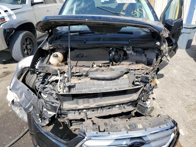 Photo 7 from auction – 2017 FORD ESCAPE SE with VIN 1FMCU0GD0HUC28042