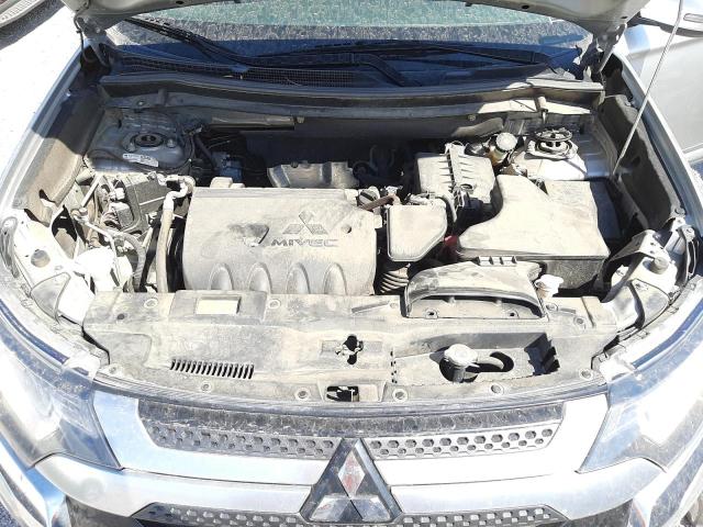 Photo 7 from auction – 2019 MITSUBISHI OUTLANDER with VIN JA4AD3A35KZ023818