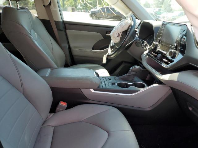 Photo 5 from auction – 2020 TOYOTA HIGHLANDER with VIN 5TDHZRBH9LS037422