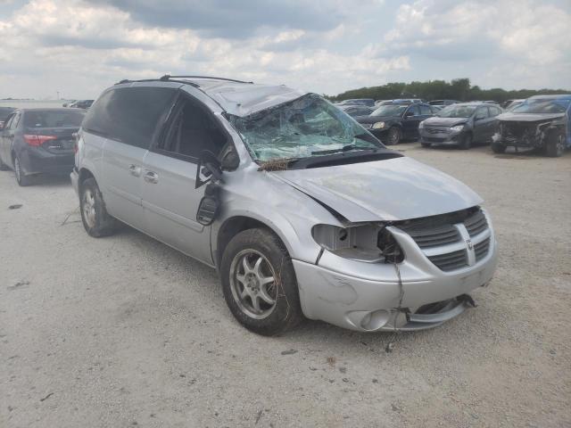 DODGE GRAND CARA 2005 with VIN 2D4GP44L25R113809 - Photo from auction