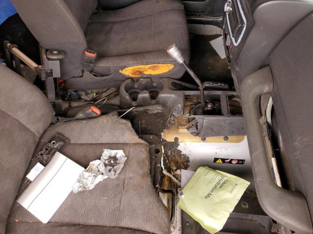 Photo 9 from auction – 2004 JEEP WRANGLER X with VIN 1J4FA39S24P758135