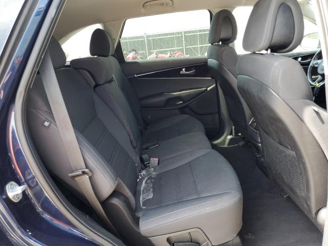 Photo 6 from auction – 2016 KIA SORENTO LX with VIN 5XYPG4A39GG012811