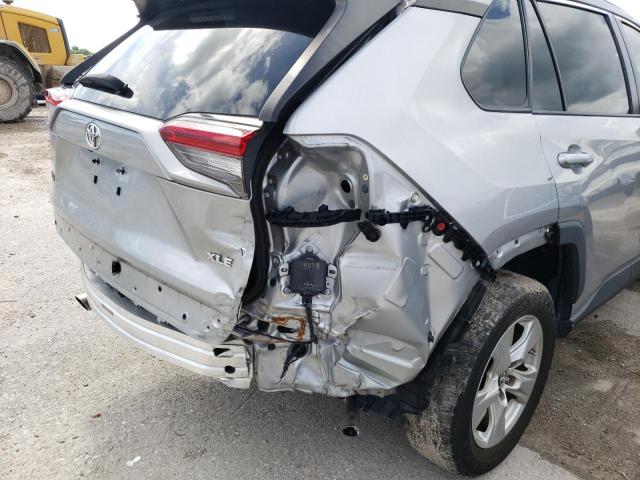 Photo 9 from auction – 2019 TOYOTA RAV4 XLE with VIN 2T3W1RFV4KW014481