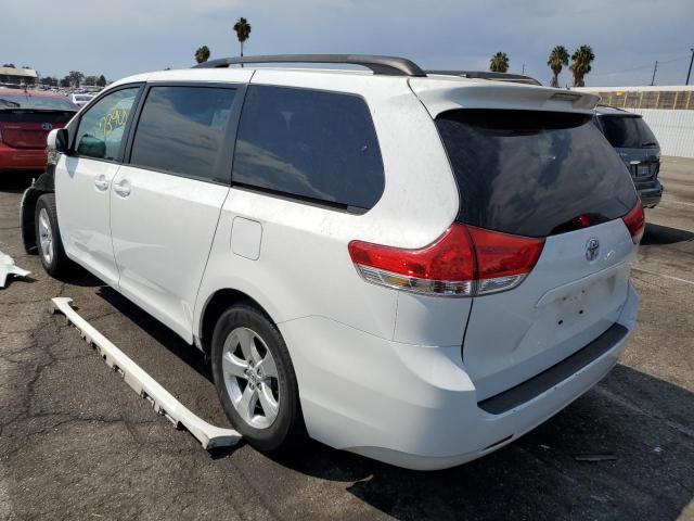 Photo 3 from auction – 2014 TOYOTA SIENNA LE with VIN 5TDKK3DC4ES408210