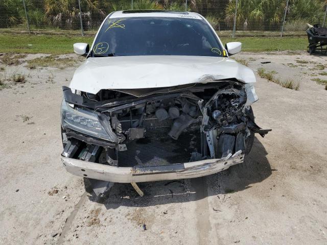 Photo 9 from auction – 2016 ACURA ILX PREMIU with VIN 19UDE2F74GA009468
