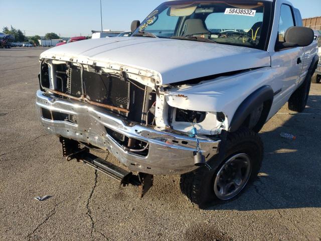 Photo 9 from auction – 2000 DODGE RAM 2500 4 with VIN 1B7KF23Z3YJ118062