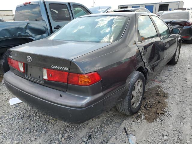 Photo 4 from auction – 2000 TOYOTA CAMRY LE with VIN JT2BG28K7Y0399466