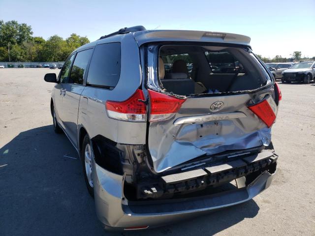 Photo 3 from auction – 2012 TOYOTA SIENNA LE with VIN 5TDKK3DC5CS201113