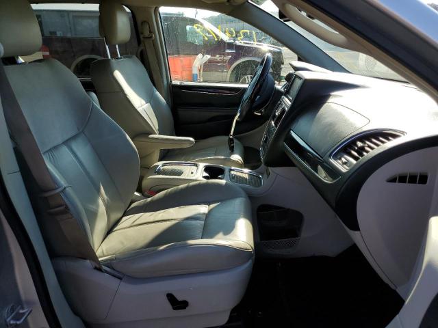 Photo 5 from auction – 2012 CHRYSLER TOWN & COU with VIN 2C4RC1GG6CR208997