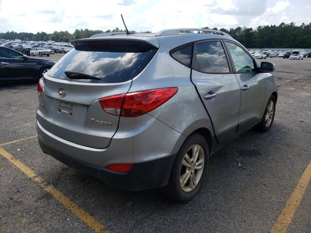 Photo 4 from auction – 2012 HYUNDAI TUCSON GLS with VIN KM8JU3AC6CU454877