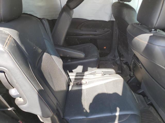 Photo 6 from auction – 2017 TOYOTA HIGHLANDER with VIN 5TDDZRFHXHS376920