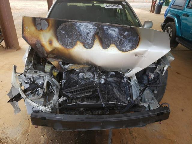 Photo 9 from auction – 2004 TOYOTA CAMRY LE with VIN 4T1BE32K84U788918