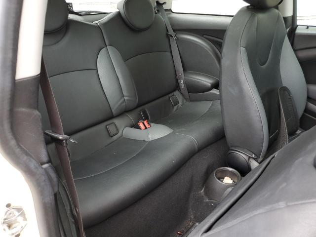 Photo 6 from auction – 2007 MINI COOPER with VIN WMWMF33587TT58381