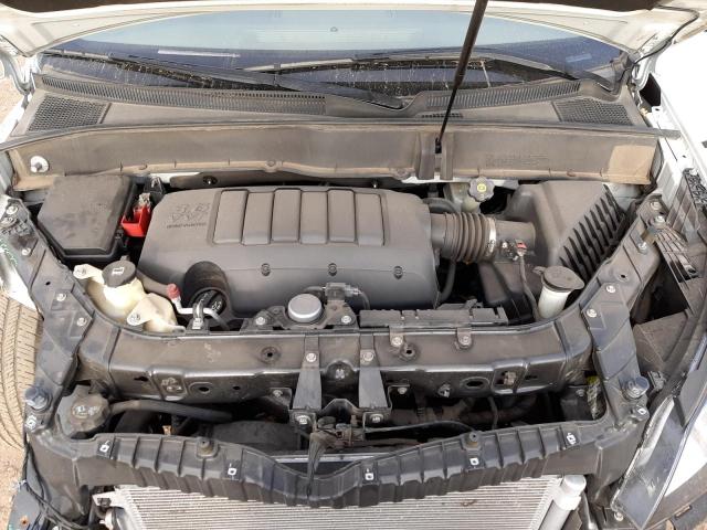 Photo 7 from auction – 2017 CHEVROLET TRAVERSE L with VIN 1GNKRFKD3HJ218755