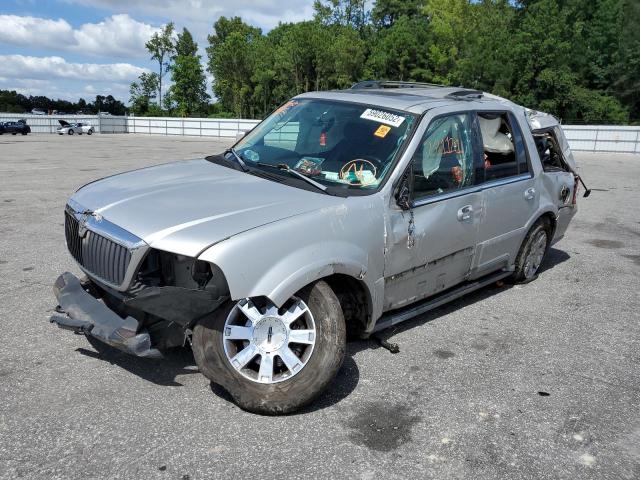 Photo 2 from auction – 2003 LINCOLN NAVIGATOR with VIN 5LMFU28R93LJ36930