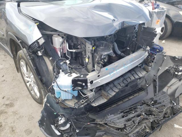 Photo 9 from auction – 2021 TOYOTA RAV4 XLE P with VIN 2T3A1RFV4MC158045