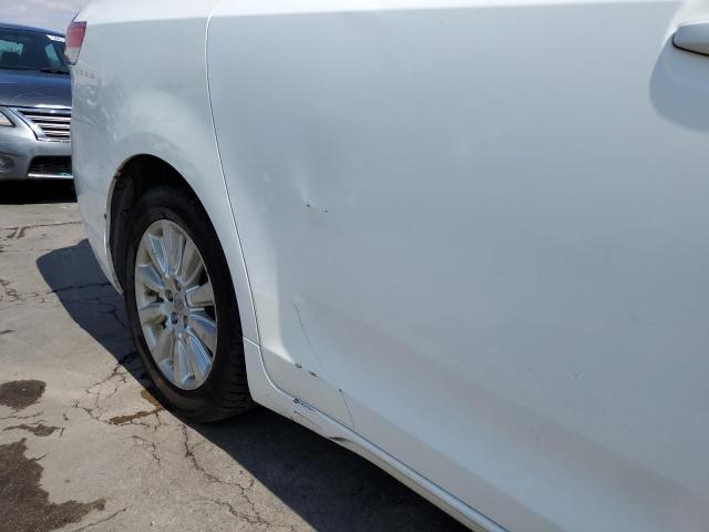 Photo 9 from auction – 2011 TOYOTA SIENNA XLE with VIN 5TDDK3DC4BS010340