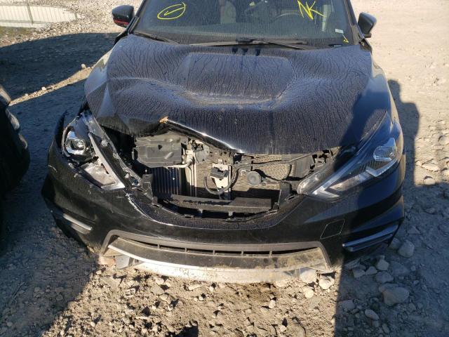 Photo 9 from auction – 2017 NISSAN SENTRA SR with VIN 3N1CB7AP6HY393373