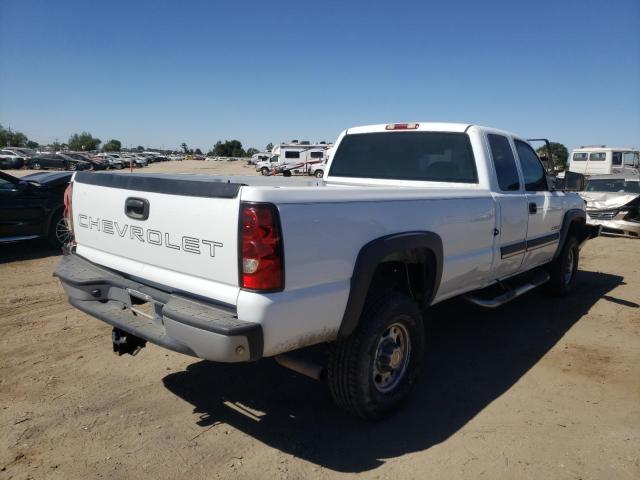 Photo 4 from auction – 2004 CHEVROLET SILVERADO with VIN 1GCHK29UX4E285555