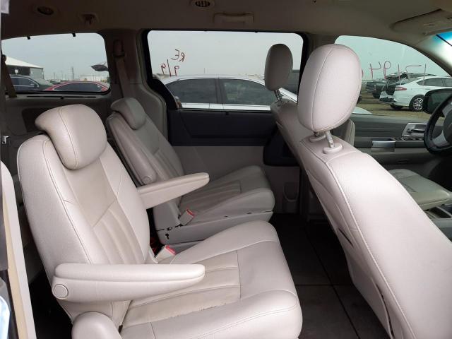 Photo 6 from auction – 2008 CHRYSLER TOWN & COU with VIN 2A8HR54PX8R682876