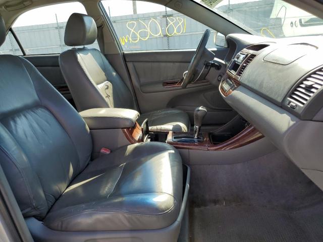 Photo 5 from auction – 2004 TOYOTA CAMRY LE with VIN 4T1BF30K94U067359