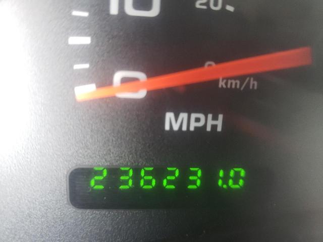 Photo 8 from auction – 2004 FORD EXCURSION with VIN 1FMSU41P34ED00166
