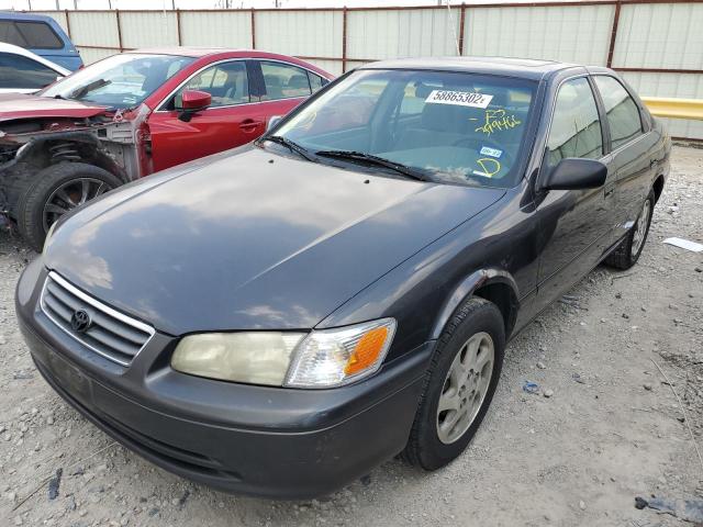 Photo 2 from auction – 2000 TOYOTA CAMRY LE with VIN JT2BG28K7Y0399466