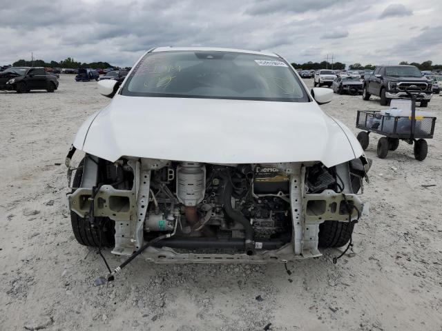 Photo 9 from auction – 2016 ACURA ILX PREMIU with VIN 19UDE2F79GA014388
